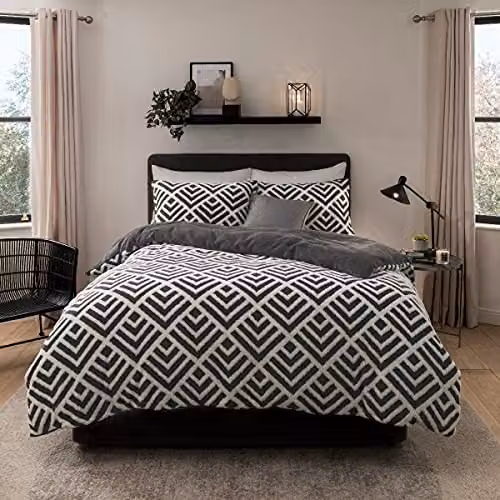 Sleepdown Geo Jacquard Fleece Duvet Cover and Pillowcase Set, Charcoal Grey and White, W/D/H: 200 x 200 cm
