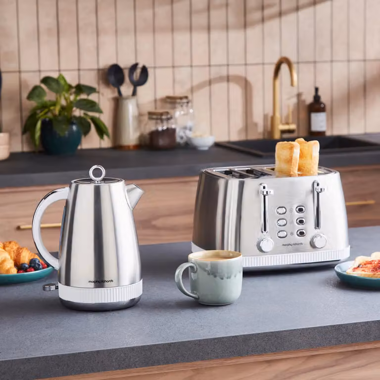 Morphy Richards Mexborough Kettle and Toaster Bundle in White and Metallic Silver