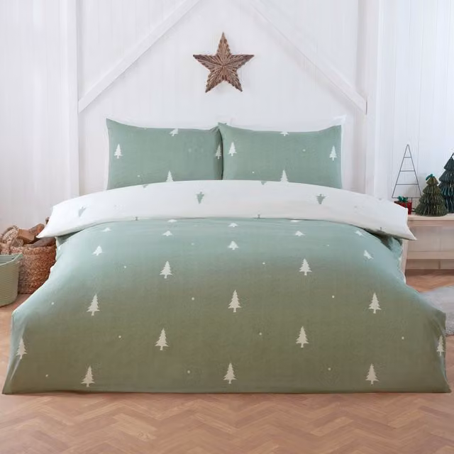 Rapport Home Reversible Dotted Microfibre Duvet Cover and Pillowcase Set in Green and White, W: 90 cm, L: 200 cm
