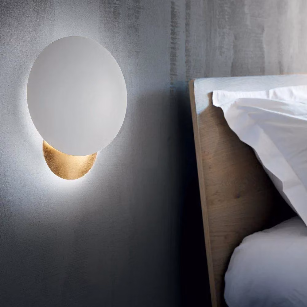 Netlighting Eclissi LED Decorative Wall Light in White and Gold/Brass with Warm White 3000K Light – 2