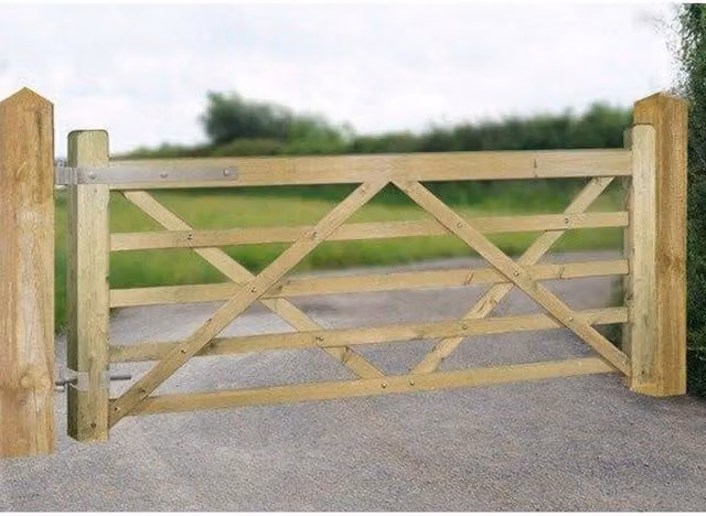 Burbage Iron Craft Evington Pressure Treated 5 Bar Farm and Field Style Single Wood Gate, Brown, W: 300 cm, H: 120 cm