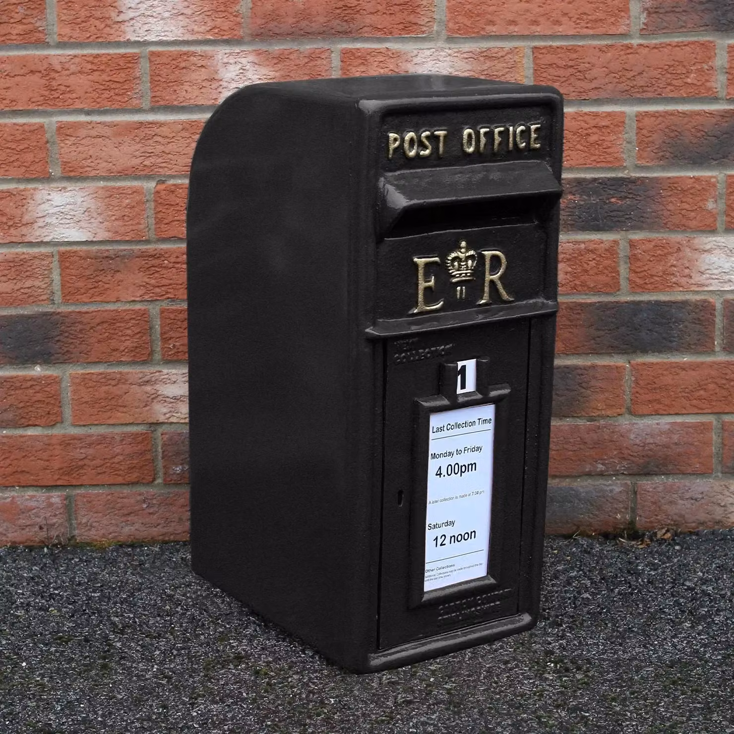 Monstershop Black and Gold Vintage Royal Mail Post Box with Freestanding Cast Iron Stand – 4