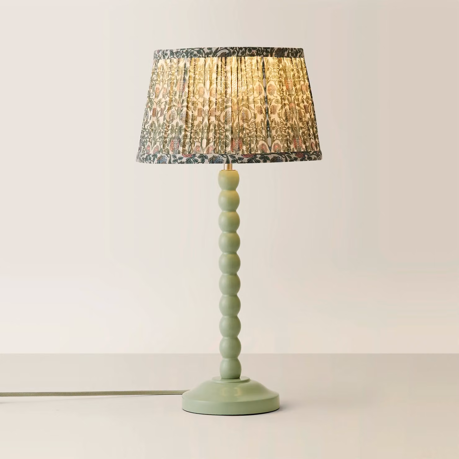 ValueLights Bobbin Bobble Table Lamp with Floral Pleated Taper Shade and Bulb in Green – 2