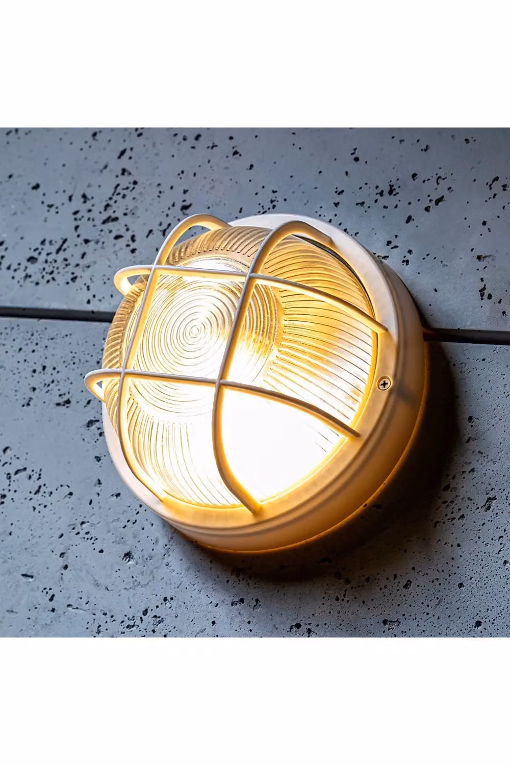 CGC Lighting Ronnie White Cage Round Bulkhead Wall and Ceiling Light with Glass and Plastic, IP44 Weatherproof for Garden and Indoor Use – 5
