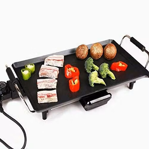 Trendi Electric Teppanyaki Grill Griddle in Black with 8 Wooden Spatulas, Non-Stick Hot Plate and Adjustable Temperature Control – 3
