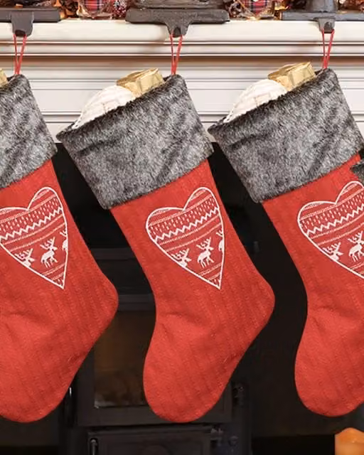 Dibor Set of 4 Red and White Scandinavian Heart Pattern Christmas Stockings – 1