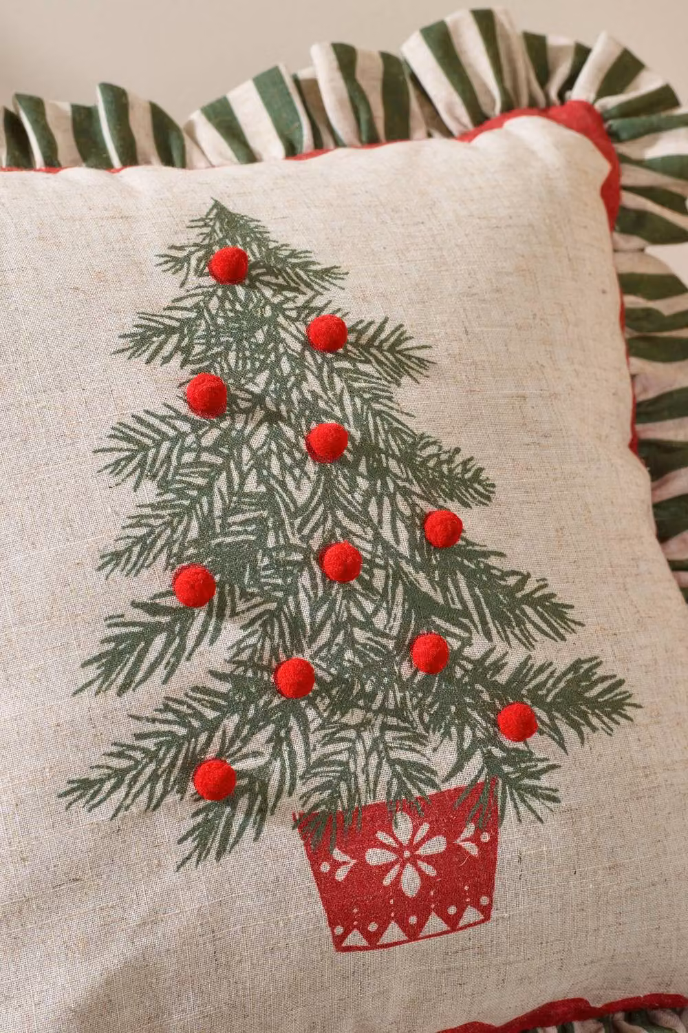 Catherine Lansfield Green Striped Christmas Tree Square Cushion, W/D/H: 45 x 45 x 45 cm – 2