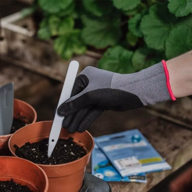 Kent & Stowe Premium Seed & Weed Gloves in Grey