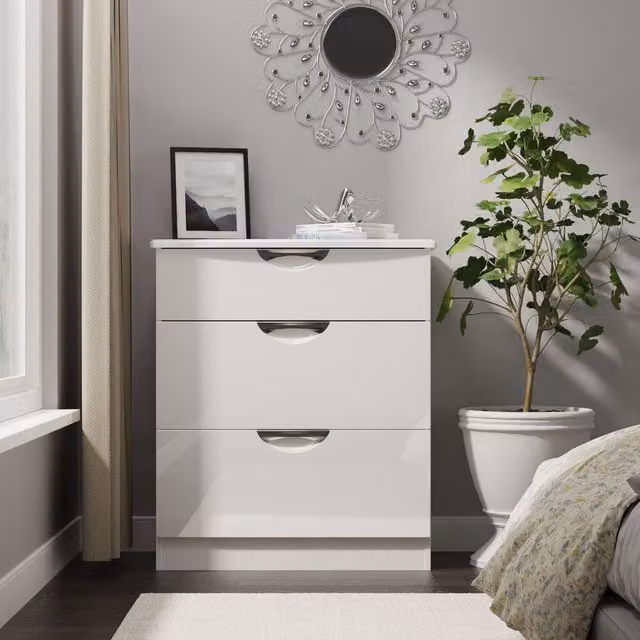 2 U Holborn Ready Assembled 3 Drawer Deep Chest in White – 1