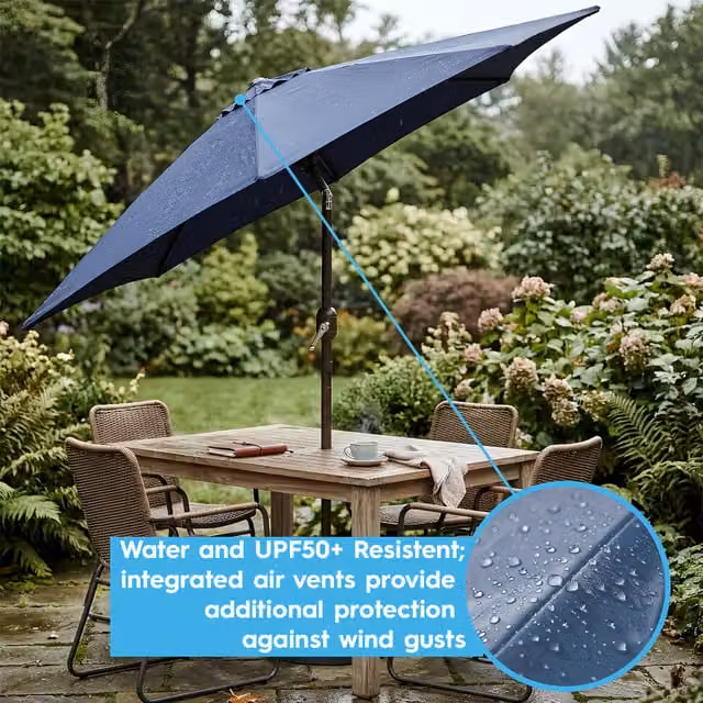 Harbour Housewares Tilting Garden Parasol in Green with UPF 50+ Protection and Steel Frame