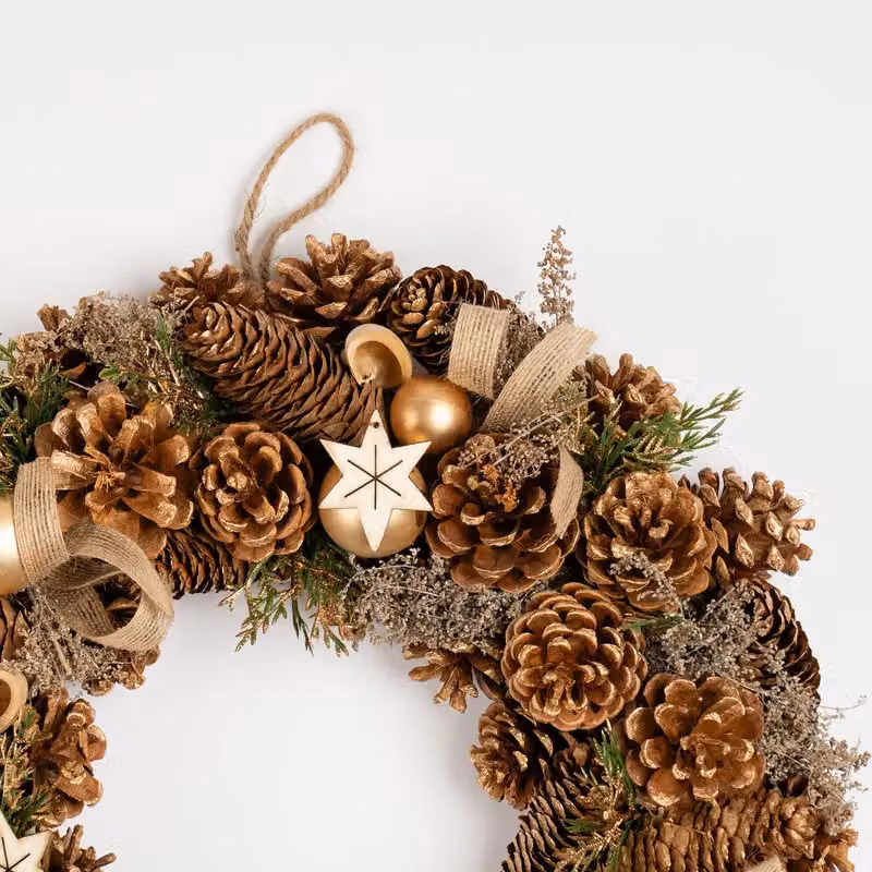 Scottish Everlastings Ltd Golden Round Christmas Wreath with Stars, Gold, Diameter: 41 cm – 3