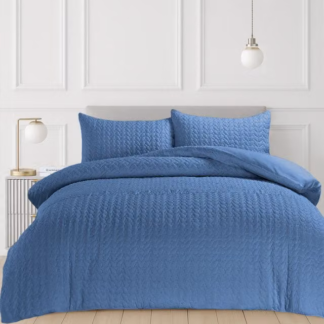 Velosso Blue 3D Embossed Pattern Winter Duvet Set with Pillowcases, W: 180 cm x L: 200 cm