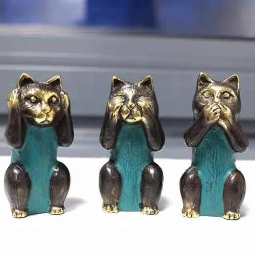 KDMD Set of 3 See No Hear No Speak No Evil Brass Cat Figurines in Gold – 2