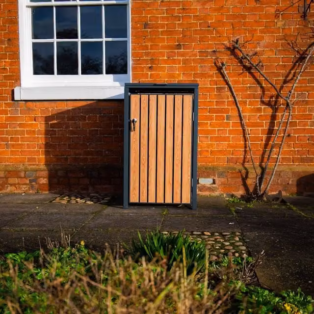 The Garden Furniture Centre Single Wood Effect Galvanised Steel Wheelie Bin Storage with Lockable Doors, Anthracite Grey