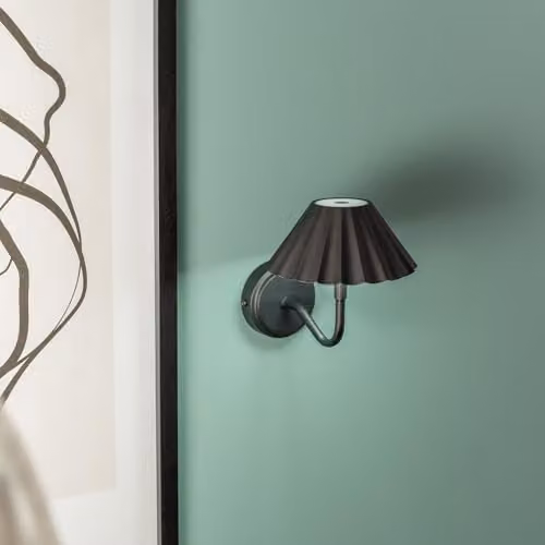 ValueLights Set of 2 Rechargeable Dimmable Touch Wall Lights in Black and Gold/Brass – 3