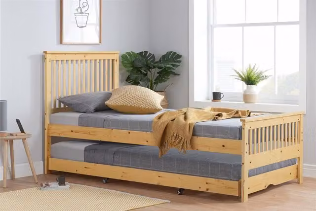 Birlea Buxton Single Guest Bed in Brown Solid Pine W/D/H: 90 x 190 cm