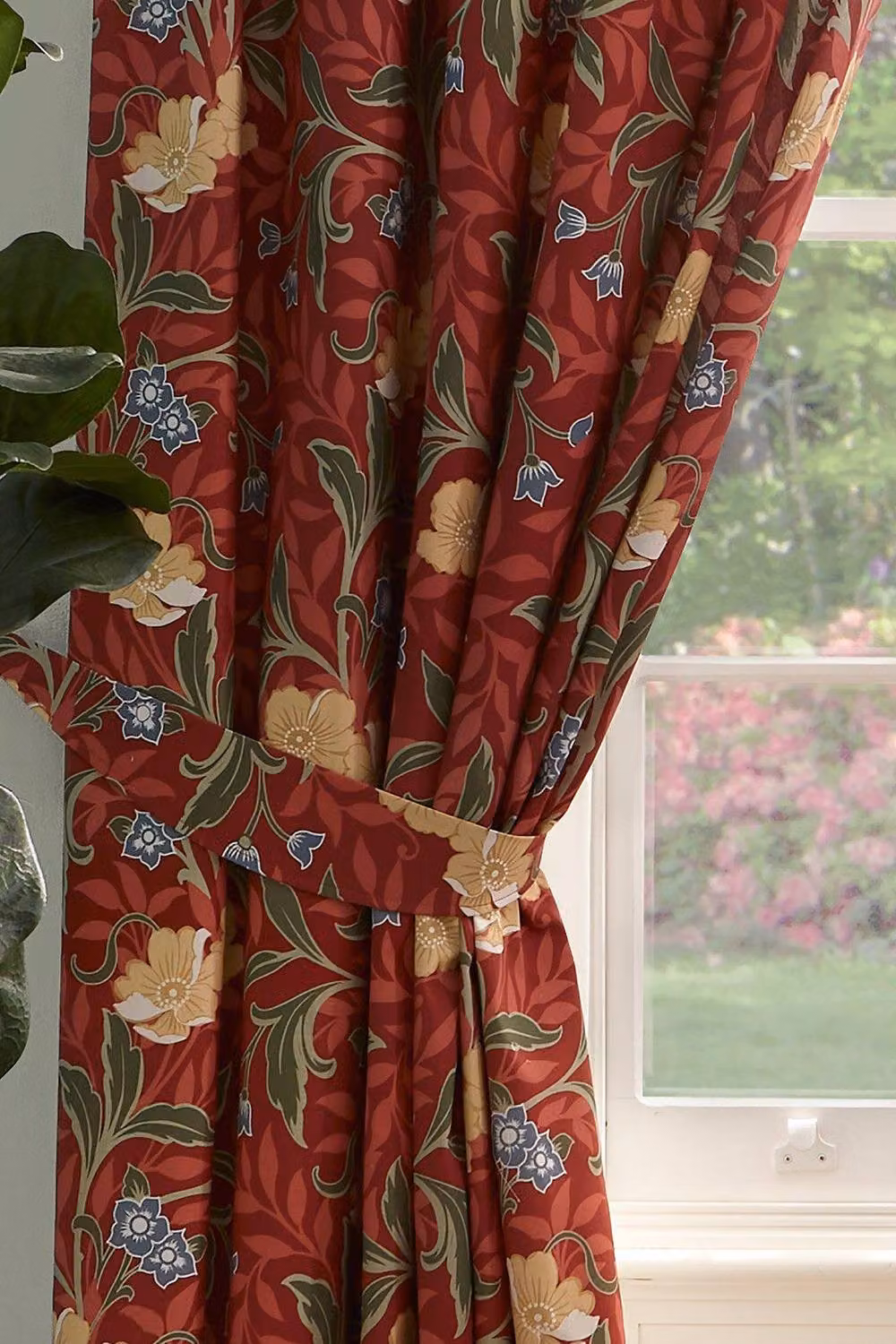 Dreams & Drapes Sandringham Red 100% Cotton Pencil Pleat Curtains with Tie-Backs, Width: 167 cm, Drop: 137 cm – 3