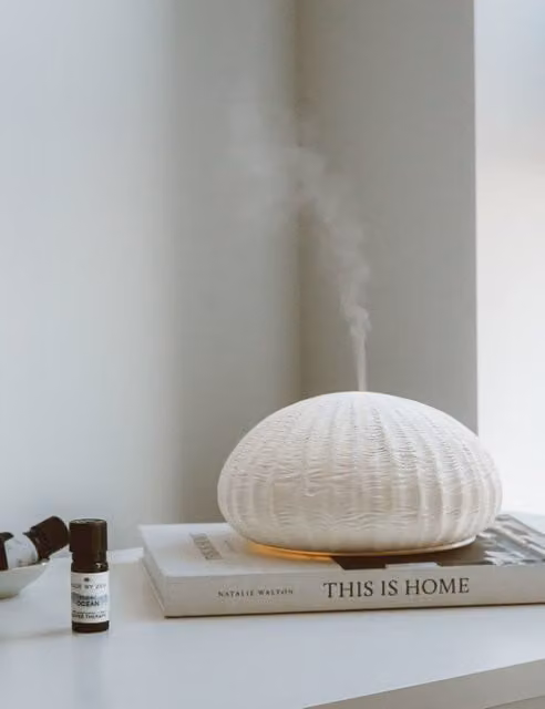 MADE BY ZEN Oceania Aroma Electric Diffuser in White Ceramic