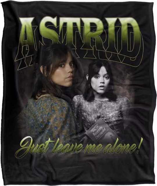 LOGOVISION Beetlejuice 2 Astrid Homage Super Soft Fleece Throw Blanket, Multicolour and White, W: 152 cm, D: 127 cm – 5