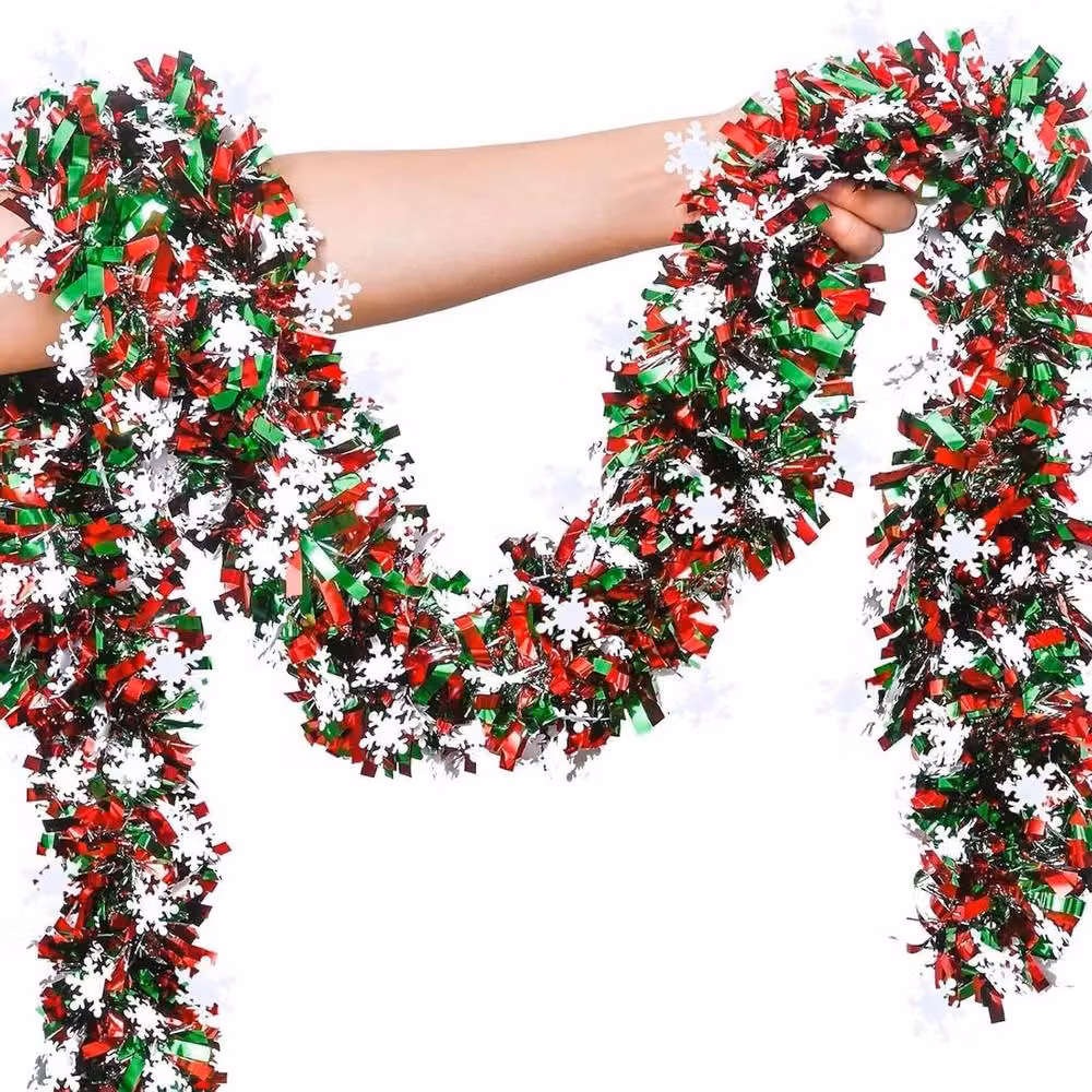 FLAVORA Christmas Snowflake Tinsel Garland in Red and Green, 15 m – 3