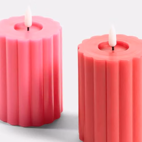 OHS Set of 2 Ribbed Flameless LED Pillar Candles with Flickering Effect in Red and Pink – 4