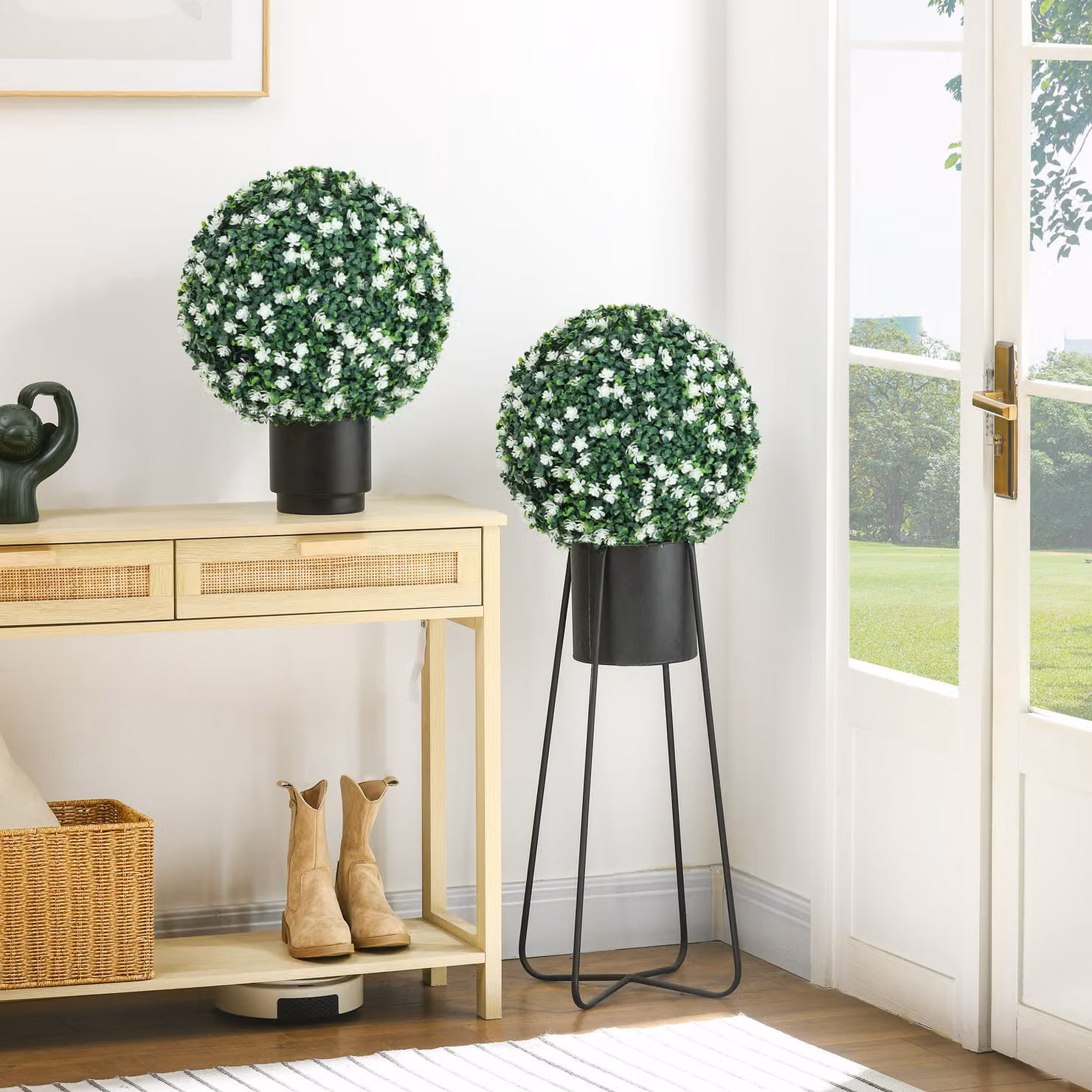 HOMCOM Set of Two Green Artificial Round Boxwood Plants in White Pots – 2