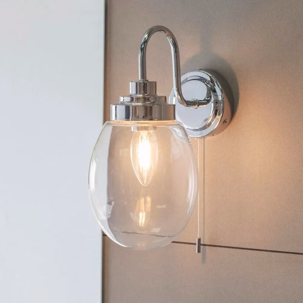 Loops Modern Oval Chrome Bathroom Wall Light with Transparent Glass – 2