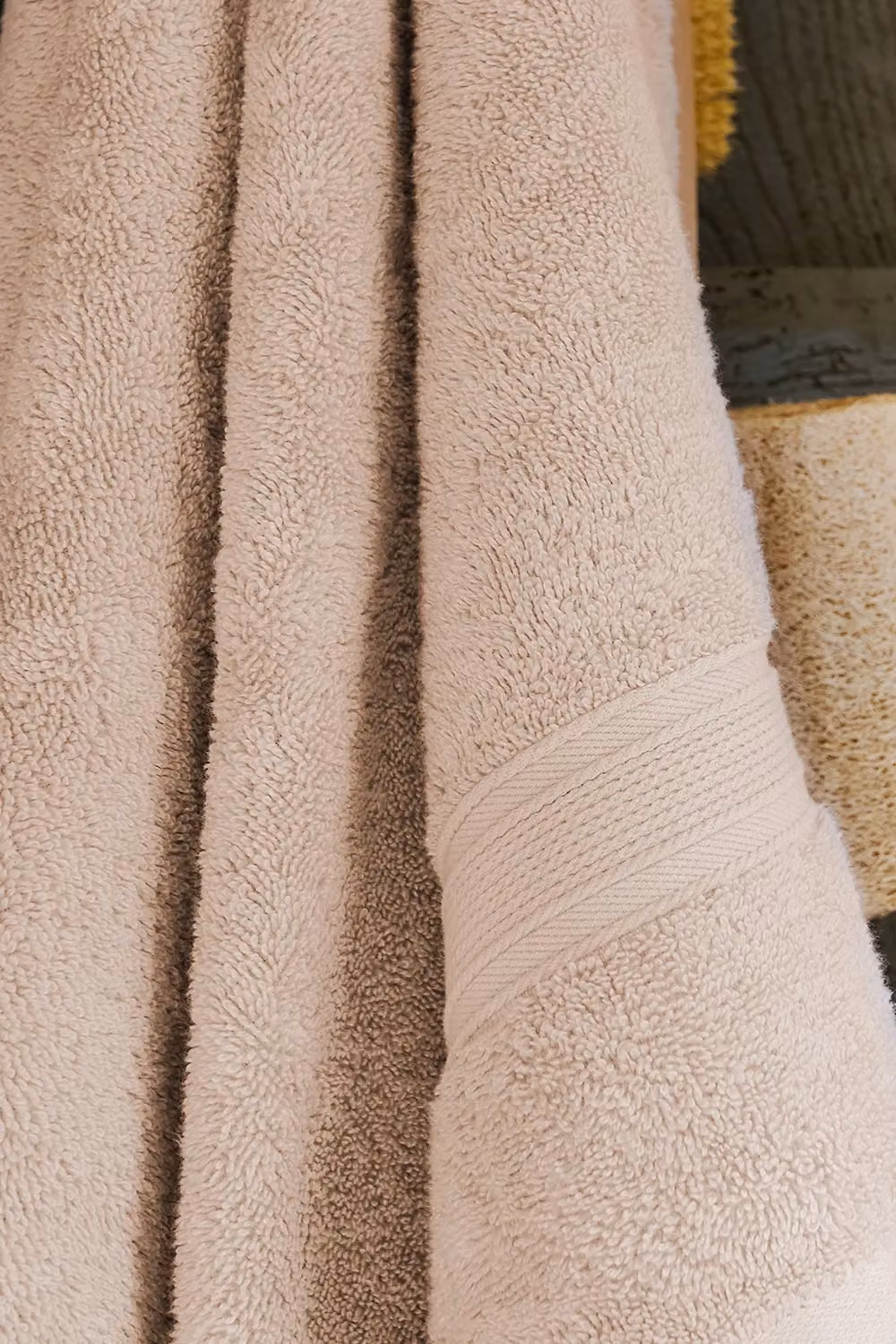 CHRISTY Serene 8 Piece Combed Cotton Towel Bale in Beige – 3