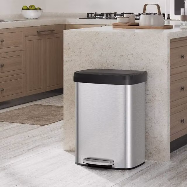 London Boutique 60L Stainless Steel Step-on Kitchen Trash Can with Soft-Close Lid in Silver – 1