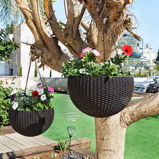 Komore Set of 3 Black Hanging Plant Pots with Drainage Holes and Chains