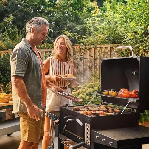 VonHaus Charcoal BBQ with Accessories – XXL American Portable Barbecue Grill and Smoker in Grey and Black – Max Width: 153 cm – 2