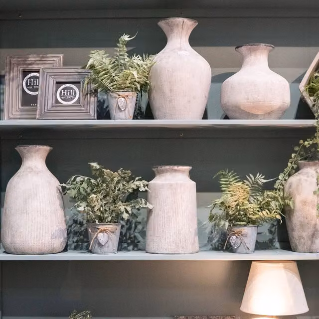 Hill Interiors Bloomville Stone Urn Vase in Sand, H 31.0 cm x W 19.0 cm x D 19.0 cm