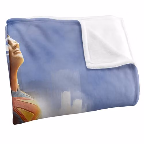 LOGOVISION Superman 2025 Look Up Shield Super Soft White Throw Blanket, W/D/H: 152 x 127 cm – 2