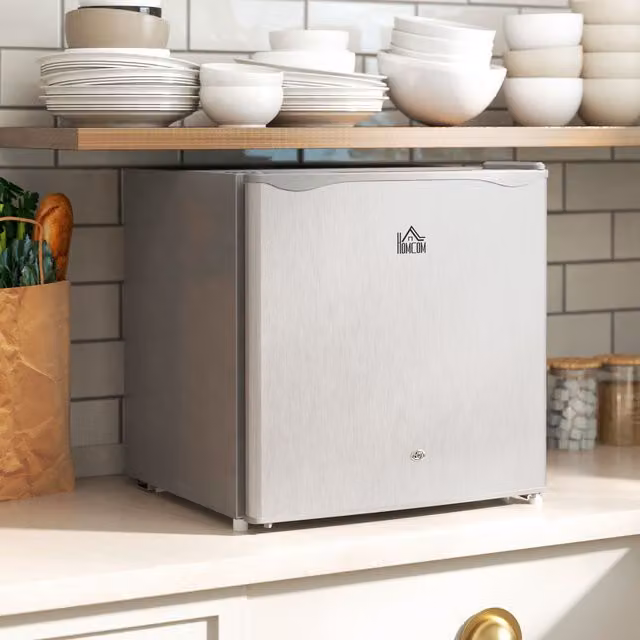 HOMCOM 46L Countertop Mini Fridge with Chiller Box in Grey – 1