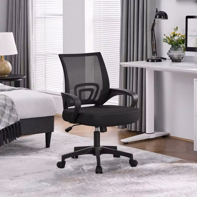 Yaheetech Ergonomic Mesh Office Chair in Black with Armrests and 360 Degree Swivel