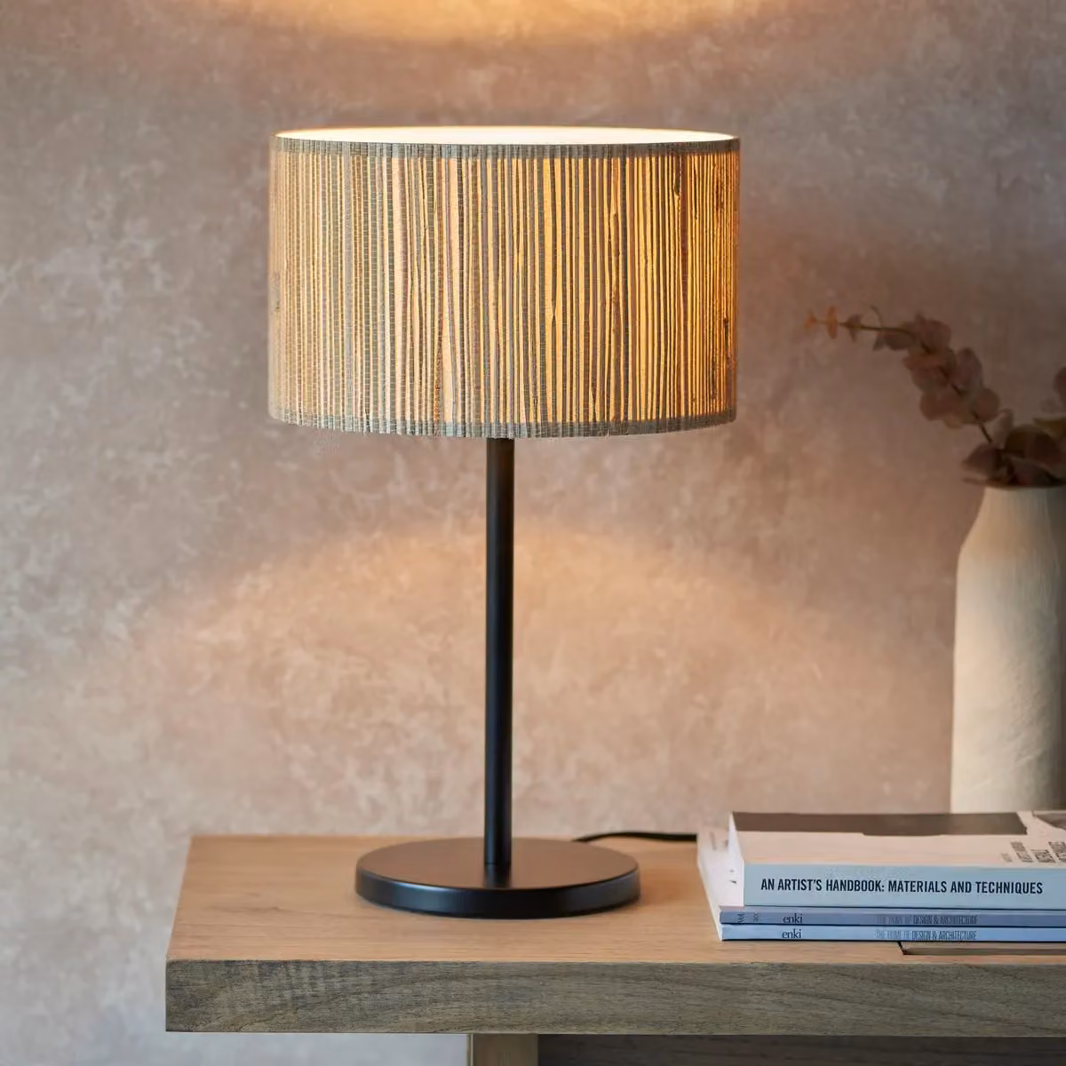 Netlighting Longshore Complete Table Lamp in Natural Seagrass and Matt Black – 2