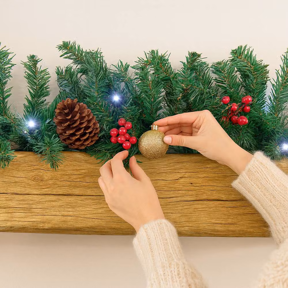 Marco Paul 9ft Pre-Lit Christmas Garland with Red and Gold Flowers and Green Accents – 8