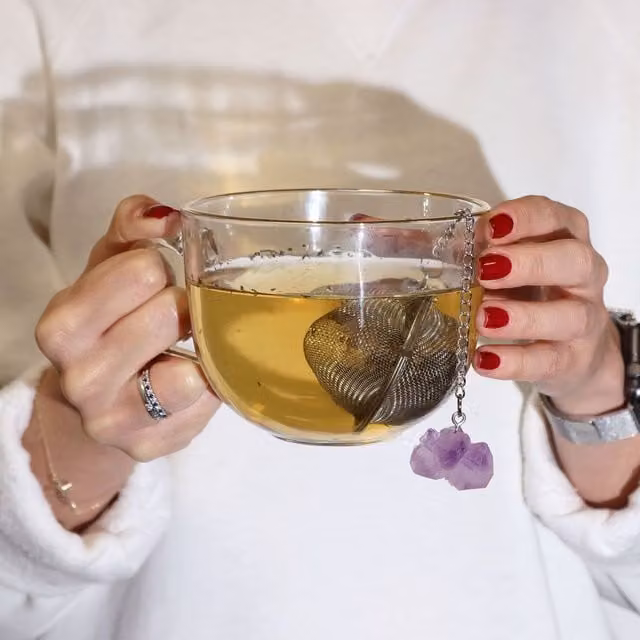 KDMK Amethyst Cluster Raw Crystal Gemstone Tea Strainer with Fine Mesh Stainless Steel Sieve in Purple