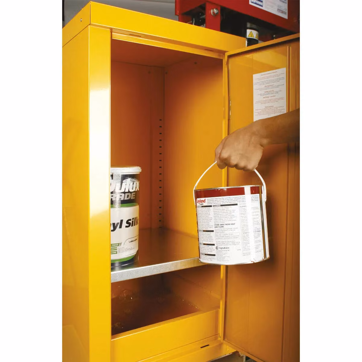 Loops Yellow Metal Hazardous Substance Cabinet with Single Door and 2-Point Key Lock, W/D/H: 46 x 46 x 90 cm – 2