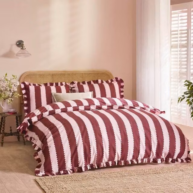 Furn Birdie Stripe Ruffle Reversible Cotton Duvet Cover Set in Red, W: 180 cm, H: 200 cm