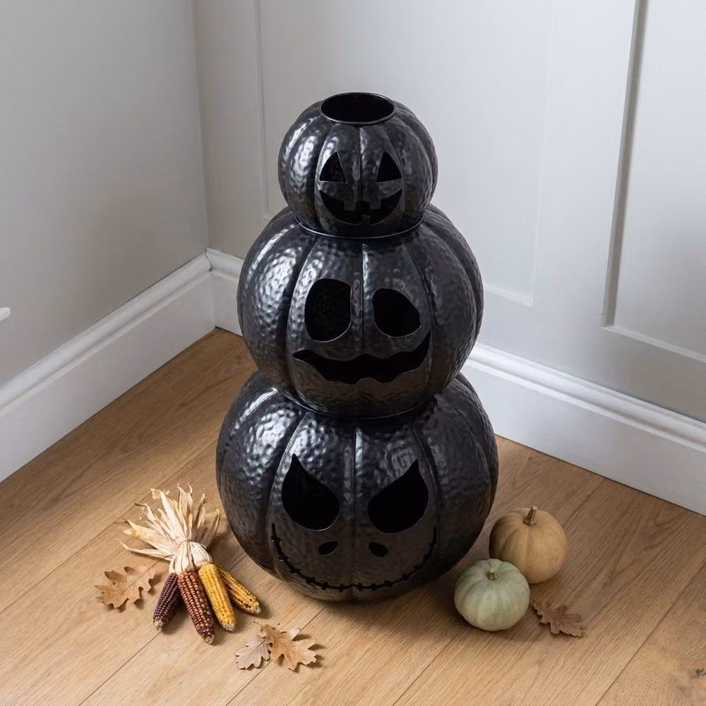 Garden Greatness Spooky Glowing Stacked LED Pumpkins in Multicolour – 2