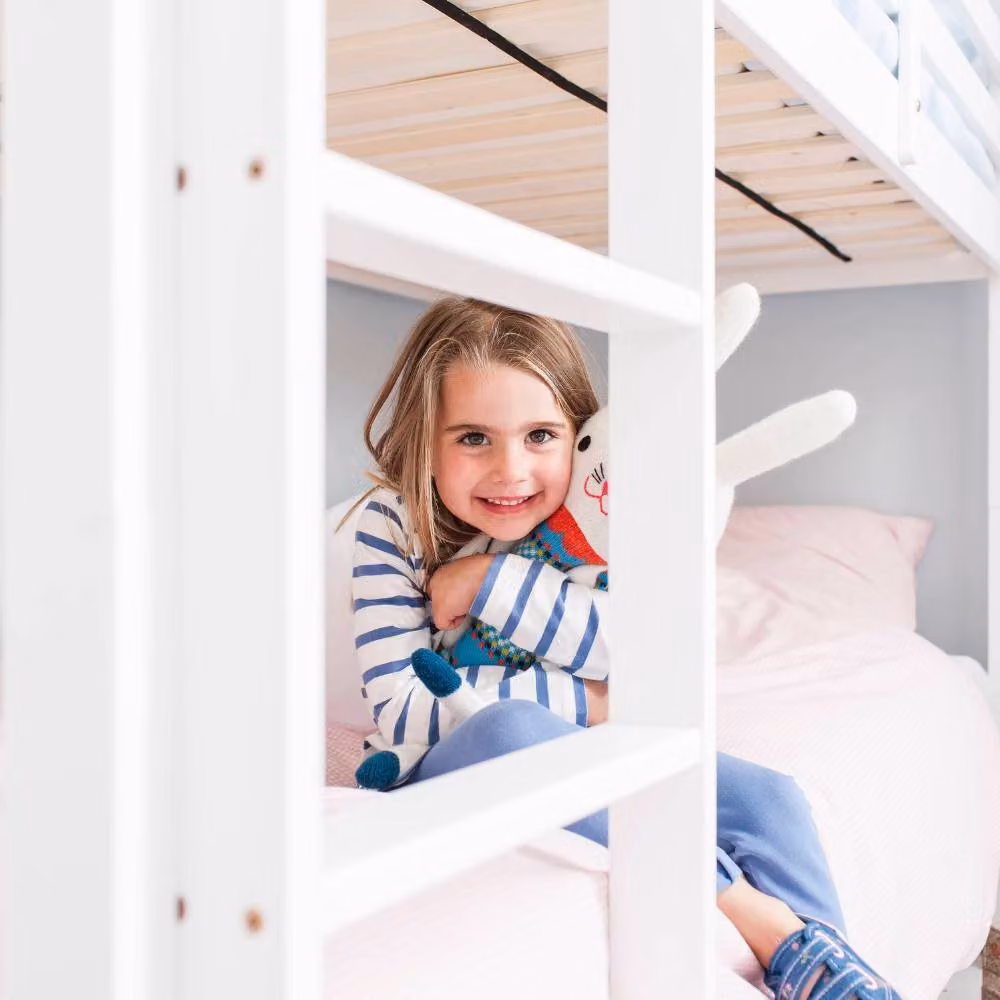 Nöa and Nani Jakke Single Bunk Bed with Straight Ladder in White, Solid Pine Wood – 2