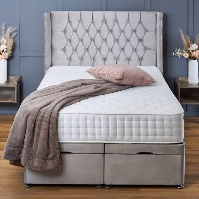BSSPOKE Olivia Ottoman Divan Bed with 54 inch Headboard and Mattress in Silver Plush Velvet, W/D: 140 x 200 cm – 1