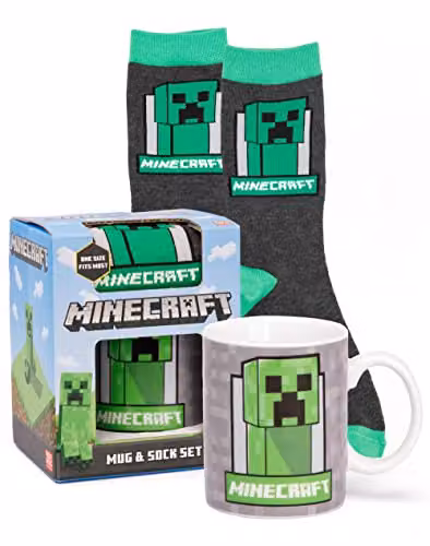 Minecraft Creeper Face Mug and Socks Gift Set for Kids in Green and Grey – 1
