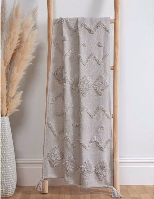 Rapport Home Juniper Geometric Tufted Cotton Throw in Silver, W: 90 cm