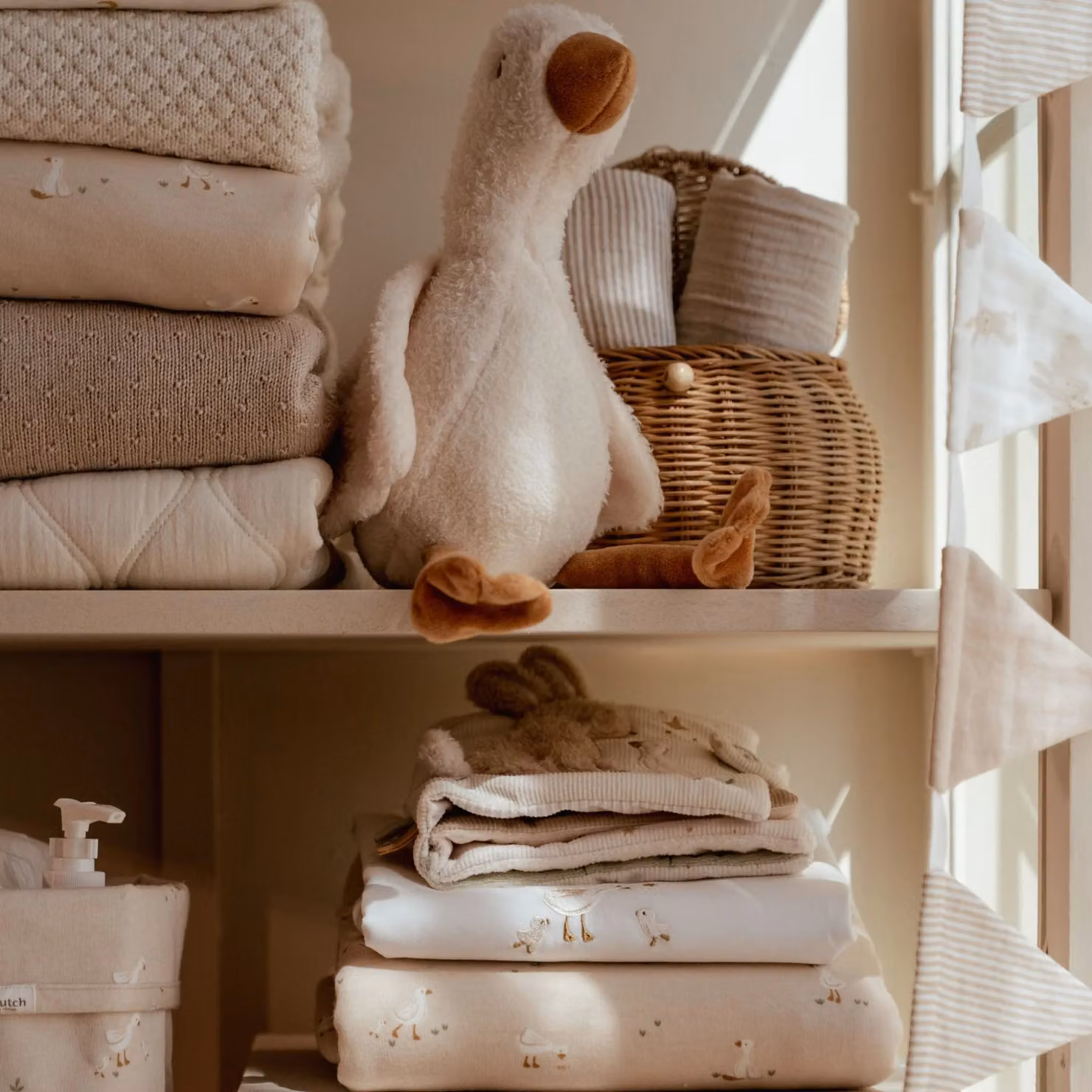 Little Dutch Little Goose Cotton Cot Blanket in Beige – 3
