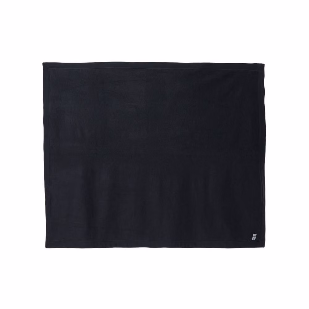 Gildan Heavy Blend Fleece Stadium Blanket in Black – 2