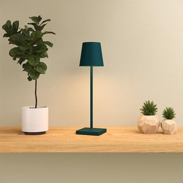 Solar Centre Jour USB Solar Table Light in Warm White with Aluminium Body