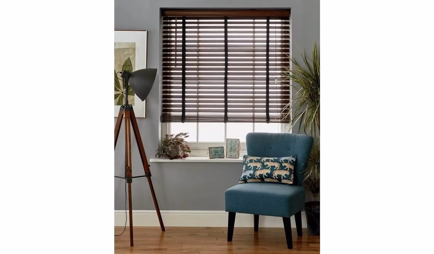 Cheap Furniture Warehouse Dark Brown Wooden Venetian Tape Blind, W: 180 cm, H: 160 cm