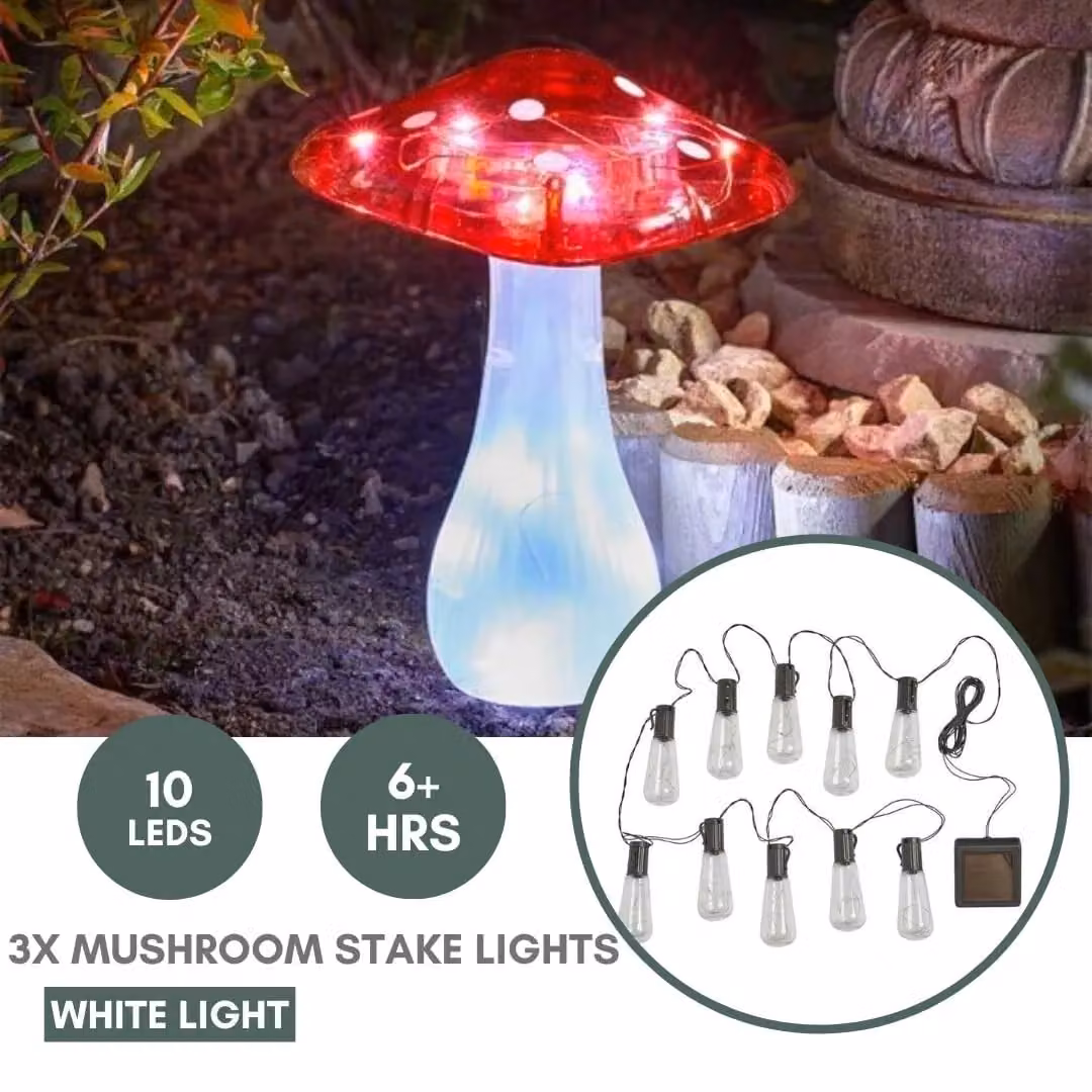 Marco Paul Set of 3 Solar Powered LED Mushroom Garden Ornaments in Red – 3